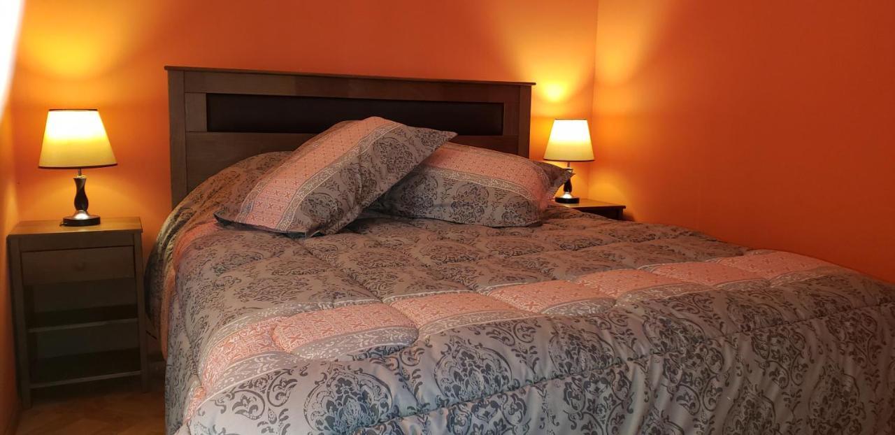 פורטו נטאלס Hostal Nataly מראה חיצוני תמונה